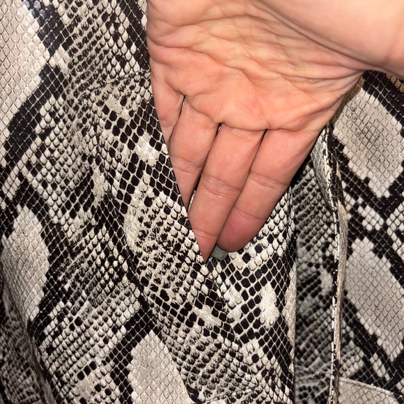 Choosy Snake Print Faux Leather Trench Jacket NWT - Picture 6 of 10